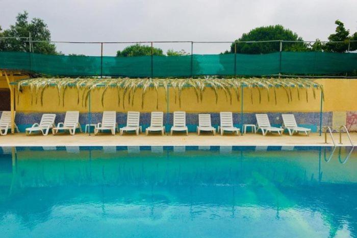 Cicek Evler Tatil Koeyue Hotel Armutlu Екстериор снимка